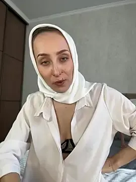 Stripchat Sex Cam of FlexibleDoll_