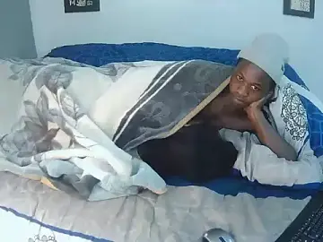 Stripchat Free Porn Cam of DARKBEATY20
