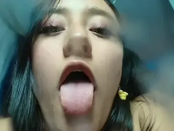 Stripchat Sex Cam of Hinata_21_