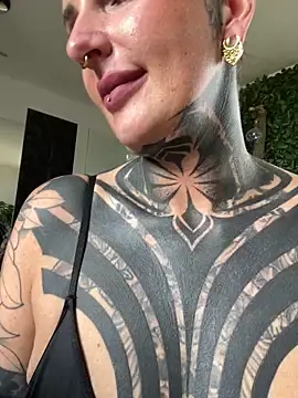 Stripchat Free Live Porn of KathaleaNoir
