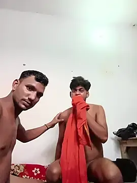 Stripchat Live Sex Cam of BiggerDickGuy