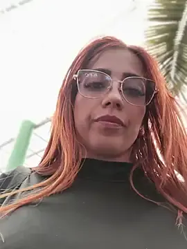 Stripchat Live Sex Cam of Alis_xxx
