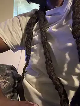 Stripchat Free Porn Cam of Shiestylover30
