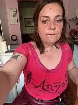 Stripchat Watch Live Sex Cams of Sunbelxx