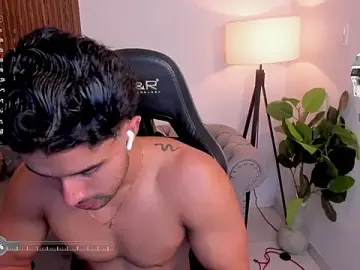 Stripchat Watch Live Sex Cams of liam_collins21