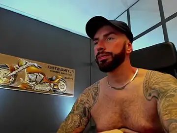Stripchat Sex Cam of AronGrant