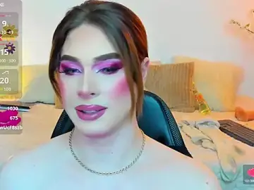 Stripchat Sex Cam of mike_blossom