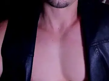 Stripchat Watch Live Sex Cams of ADAM_BOUTON_
