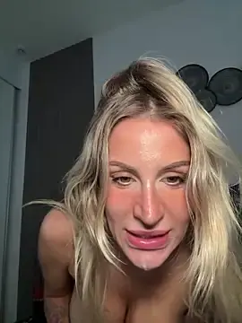 Stripchat Nude Webcam of jasminesummer