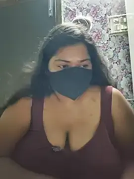 Stripchat Free Live Porn of Liyaa_24