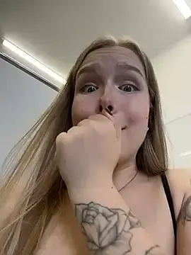 Stripchat Watch Live Sex Cams of Liza_risky