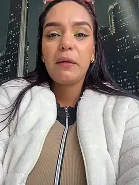 Stripchat Live Porn of Sara-77