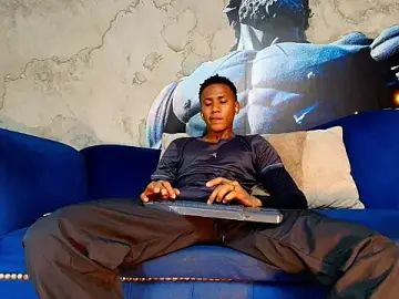 Stripchat Live Sex of Ethan_Fox11
