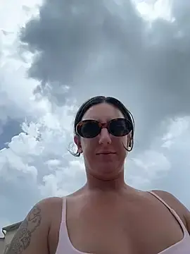 Stripchat Adult Webcam of sweetsirenn