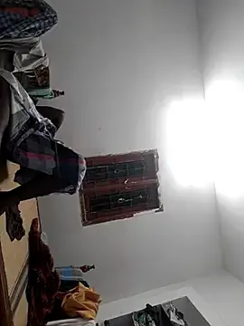 Stripchat Free Porn Cam of TinyBoy27