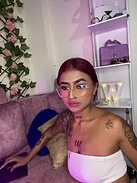 Stripchat Best live sex cam show of Dirty_isabella18