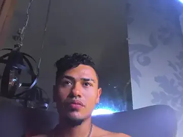 Stripchat Sex Chat of AlexandriuWolf