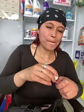 Stripchat Live Porn of Mely_ec