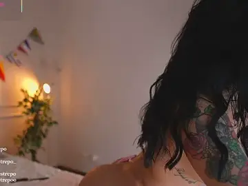 Stripchat Live Porn of CATALINA_RESTREPO