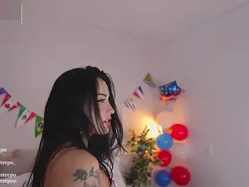 Stripchat Adult Webcam of CATALINA_RESTREPO