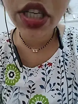 Stripchat Best live sex cam show of KAJALBHABHI_