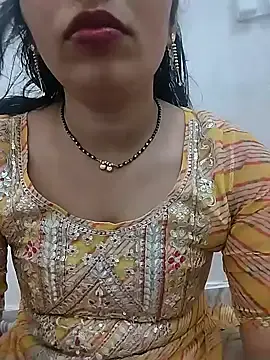 Stripchat Sex Cam of KAJALBHABHI_