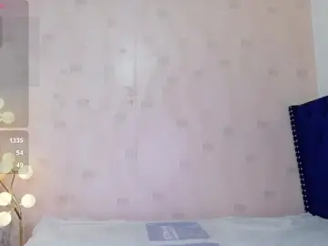 Stripchat Watch Live Sex Cams of littleebonymommy