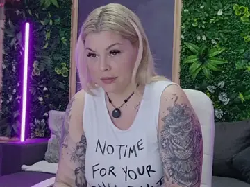 Stripchat Watch Live Sex Cams of Issa_Jo