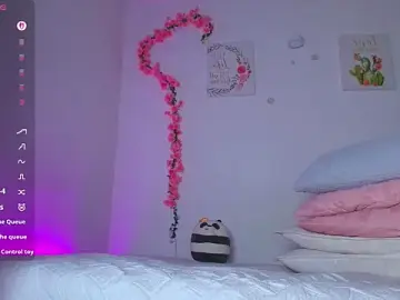 Stripchat Best Webcam of PollyGrey_