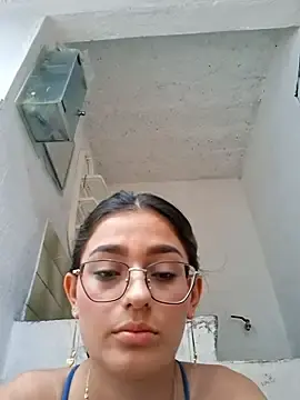 Stripchat Watch Live Sex Cams of Ary-18