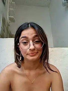 Stripchat Free Live Porn of Ary-18