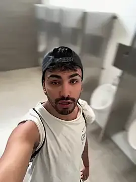 Stripchat Free Live Porn of Big_Snake77