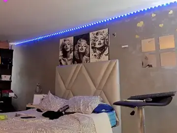 Stripchat Adult Webcam of sexyzoe_69