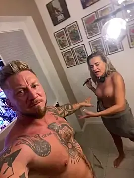 Stripchat Live Porn of HotHotPursuit1