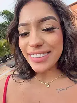 Stripchat Adult Webcam of MystiqueXXX