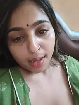 Stripchat Free Live Porn of Cute-Simmi69