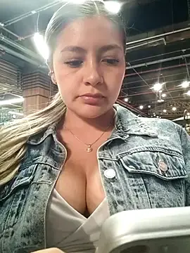 Stripchat Private Sex Chat of alana_69