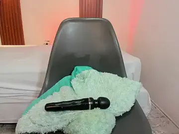 Stripchat Free Live Porn of EmmaRay3