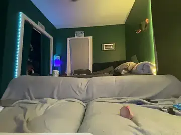 Stripchat Live Sex Cam of thick_d_energy1