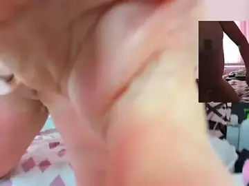 Stripchat Free Porn Cam of HotSweetAngel