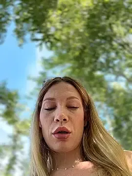 Stripchat Adult Webcams of LavenderHot