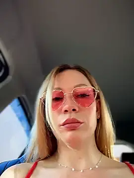 Stripchat Live Porn of LavenderHot