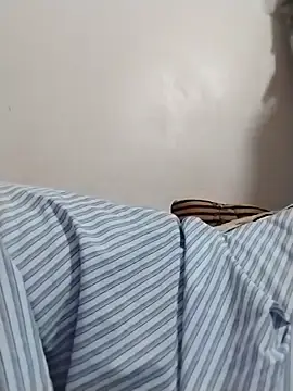 Stripchat Adult Webcam of Linda-yiyi