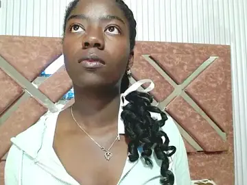Stripchat Free Porn Cam of katia_green1