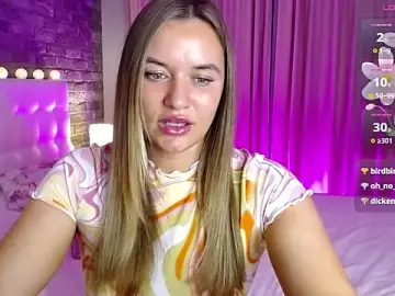 Stripchat Live Sex Cam of vickymur