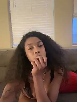 Stripchat Best live sex cam show of mismialove