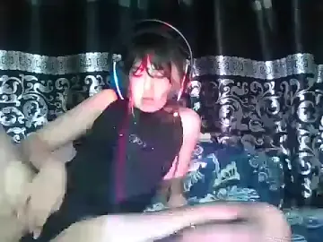 Stripchat Sex Chat of kittenpasive30