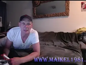 Stripchat Free Porn Cam of Maikel1981-NL