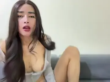 Stripchat Adult Webcams of Lovable_with_bigsurprise