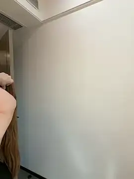 Stripchat Free Live Porn of MissAndKiss